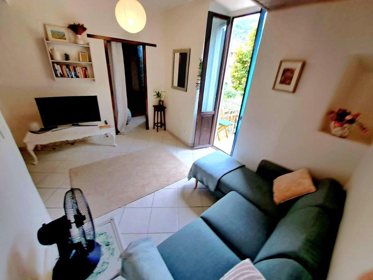 Riverside Apartment Sospel Exterior photo
